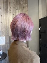 ロロネー 中津(Lolonois)&nbsp;レイヤーミニボブ×ピンクカラー