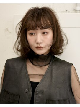 ユイツ 透明感エアリーボブ