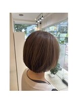 カロル 川口(Calor)&nbsp;大人可愛い丸みショートボブ×艶カラー