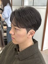 ボーイ(BOY)&nbsp;ショートセンターパート／骨格矯正ダウンパーマ／韓国メンズヘア