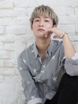 フラミューム 相模大野店(flammeum) ハイトーン束感ショート