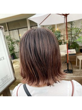 チェレ ロッソ 金剛店(Chere rosso) 簡単スタイリング×夏ショート×外ハネ×ハイライト