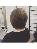 ショートボブ