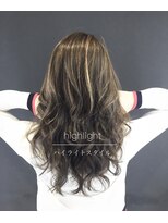 バトー(bAteAu)&nbsp;ハイライト、グラデーション、インナー、エクステ、イルミナ