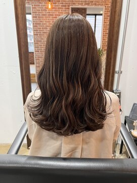 ヴィップルーム(viproom) 似合わせカット/アースカラー/くびれヘアツートーンカラー四街道