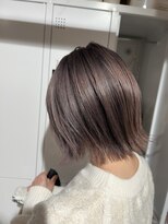 ユミリーバイルコル(umily by RuCOR.)&nbsp;イメチェン/ダークアッシュ/外ハネボブ／グレージュ