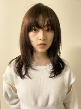 ノラ シブヤ(NORA) ミディアムウルフ