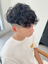 ネオリーブ クーロ メゾン 横浜(Neolive curro Maison)&nbsp;スペインカール×ハイライト[メンズ]