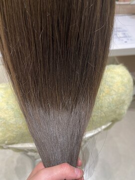 アンソル 戸田店(N'SOL) 暗めオリーブ