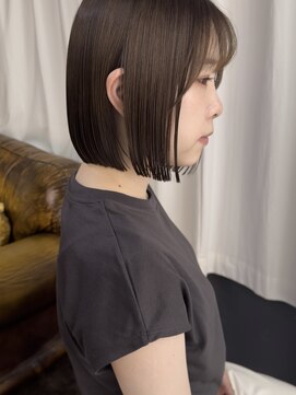 カイコヘアーアンドアートスタジオ(kaiko hair&art studio) タッセルボブ/ グレージュ