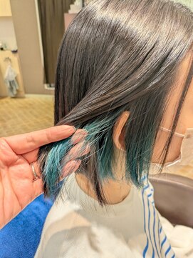 クララ ヒタチナカ(CLALA Hitachinaka) 切りっぱなしボブ