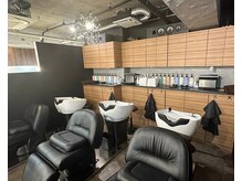 ヘアーサロン オルト(hair salon ort)の雰囲気（フルフラットでリラクゼーション）