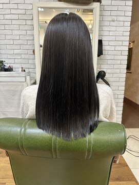 クララ タカマツ(CLALA Takamatsu) 艶々アッシュカラー