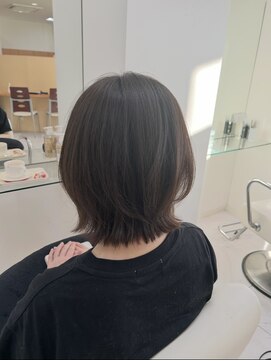 ヘアポジションにかほ ボブレイヤースタイル
