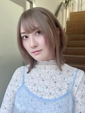 サンク 原宿 表参道(cinq) ヘーゼルベージュピンクベージュハッシュカットレイヤーボブ韓国