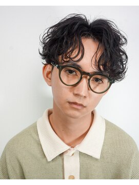 アイトーキョー 名古屋栄(AI TOKYO) シャドウパーマ/ツイストスパイラルパーマ/センターパート/栄