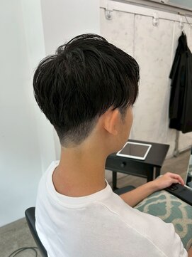 バンクスヘアー(BANK'S HAIR) 池袋　メンズ　パーマ　ツーブロック　センターパート