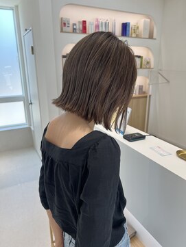 リノアオ(LINOAO.) 透明感たっぷりシアーグレージュ