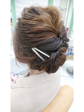 ウェル アアルト 海老名ビナウォーク店 ゆるふわアレンジ