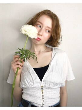 ラグナ(LAGUNA) ショートボブ×ベージュ