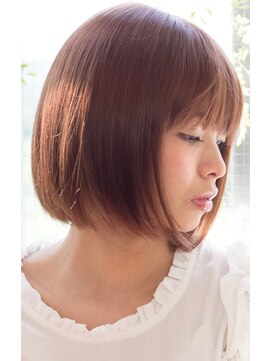 ネオリーブルカ 御茶ノ水店(Neolive Luca) テラコッタボブ　ナチュラルストレート