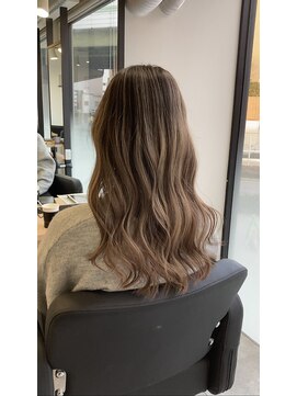 ラフ 難波店(LAFF) #黒髪#ボブルフ#ネビージュ#小顔#ワンレン