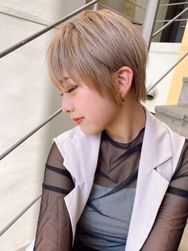 ロンド ストラーダ 心斎橋(Lond strada) ショート×ハイライト白髪ぼかし×シルキーベージュ[心斎橋]