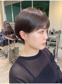 くびれヘア顔周り韓国レイヤーカット黒髪ショートミディアム/柏