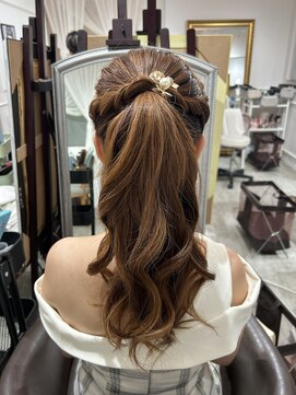 セット アンド バイ ルゥーダ 品川駅前店(SET and..by Rouxda.) ポニーテール