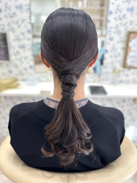 サクララ(Sakura la) タイトローポニー参列ヘア/アップセット/ヘアアレンジ/ロング