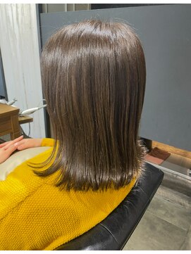 フィール ヘアー(feel hair) カーキ