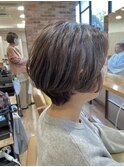 ハイライトのカラーが効いたショートデザイン！