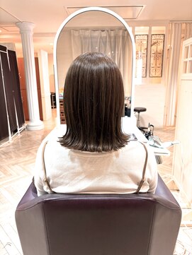 ルイマダーナ 栄店(LOUIMADNA) ぱつっとボブ