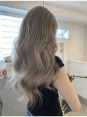 ミルクベージュ
