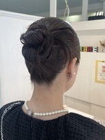 リブレ(LIBRE+hp)&nbsp;【恵比寿LIBRE】お呼ばれにぴったりカチモリヘア