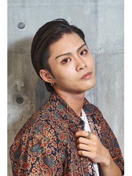 ワンズナゴヤ 名古屋栄店(ONE's NAGOYA) スペインカールスパイキーショートブルーブラックフェザーパーマ