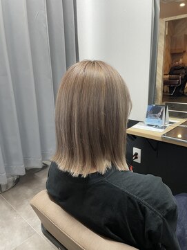 テーラヘアー ユーカリが丘店(TELA HAIR) 明るめミルクティーベージュ♪