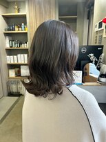 エニィ 錦糸町(enny) 鎖骨下ミディアム オリーブカラー