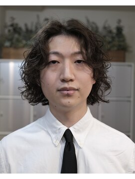 イーズ(e's) クセを活かしたメンズボブ《諸星》