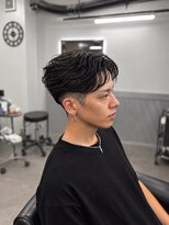 コア 新宿(CORE)&nbsp;刈り上げセンターパート