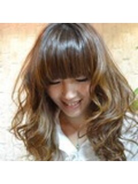 クロムヘアー(CHROME HAIR) ロングレイヤー