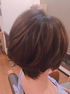 ワフトクラフト(waft craft) 柔らかショートボブ