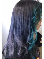 アールトゥーヘアー(art To Hair)&nbsp;パールグレー！フロントにグリーン