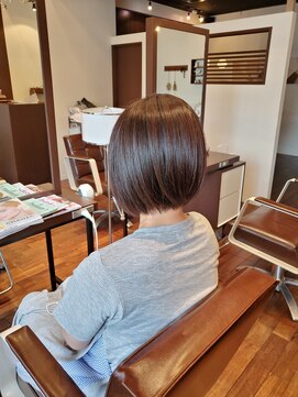 コティエ(cottie) 【お客様フォト】ナチュラルな前下がりミディアムボブ