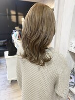 キャアリー(Caary)&nbsp;福山市美容室Caary ブリーチカラー 柔らかメルティーベージュ