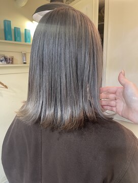 ロロ(ro-ro) 【恵比寿ro-ro】ハイトーン×ホワイトベージュ