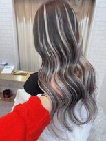 ロンド レア 天神大名店(Lond Le’a) ダブルカラー/インナーカラー/イヤリングカラー/ミルクティ/大名