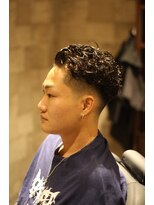 キングスマン トーキョー 国分寺(KINGSMAN TOKYO)&nbsp;アップバング/ツーブロック/スキンフェード[国分寺駅]