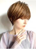 大人上品ショートボブ×ハイライトカラー【ERIKA】