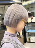 20代30代ミニボブホワイトアッシュ小顔美肌ストレート丸み